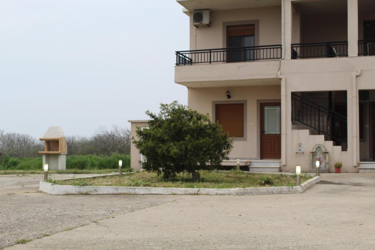 Vakis Apartments Romanon 外观 照片