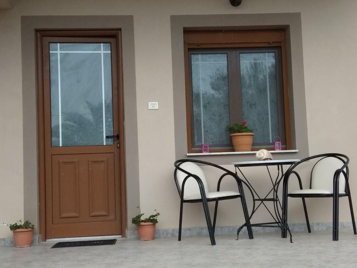 Vakis Apartments Romanon 外观 照片