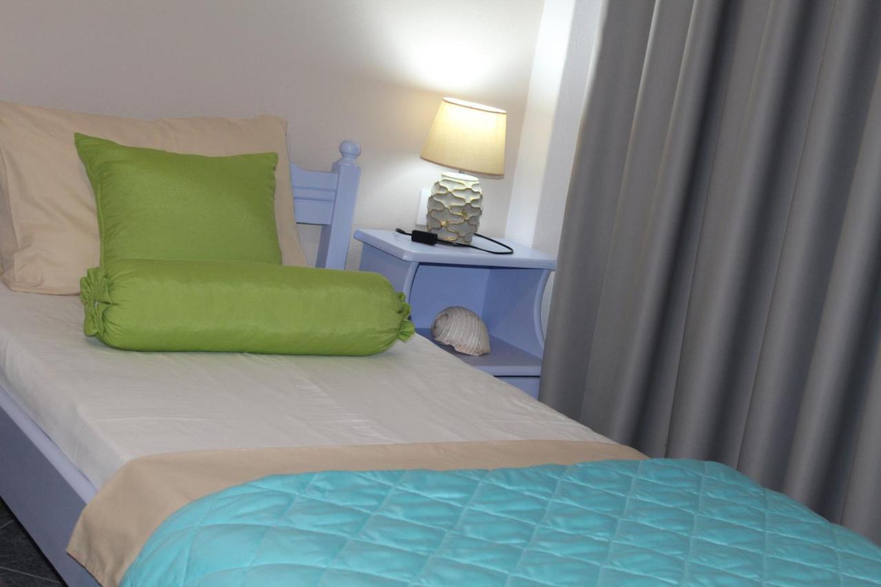 Vakis Apartments Romanon 外观 照片